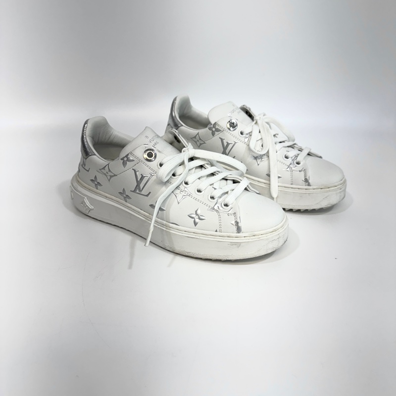 LV白拚銀LOGO Time Out運動鞋-11