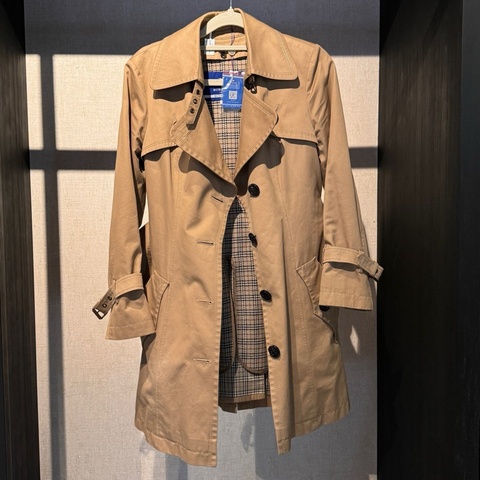 Buberry 風衣外套 38碼