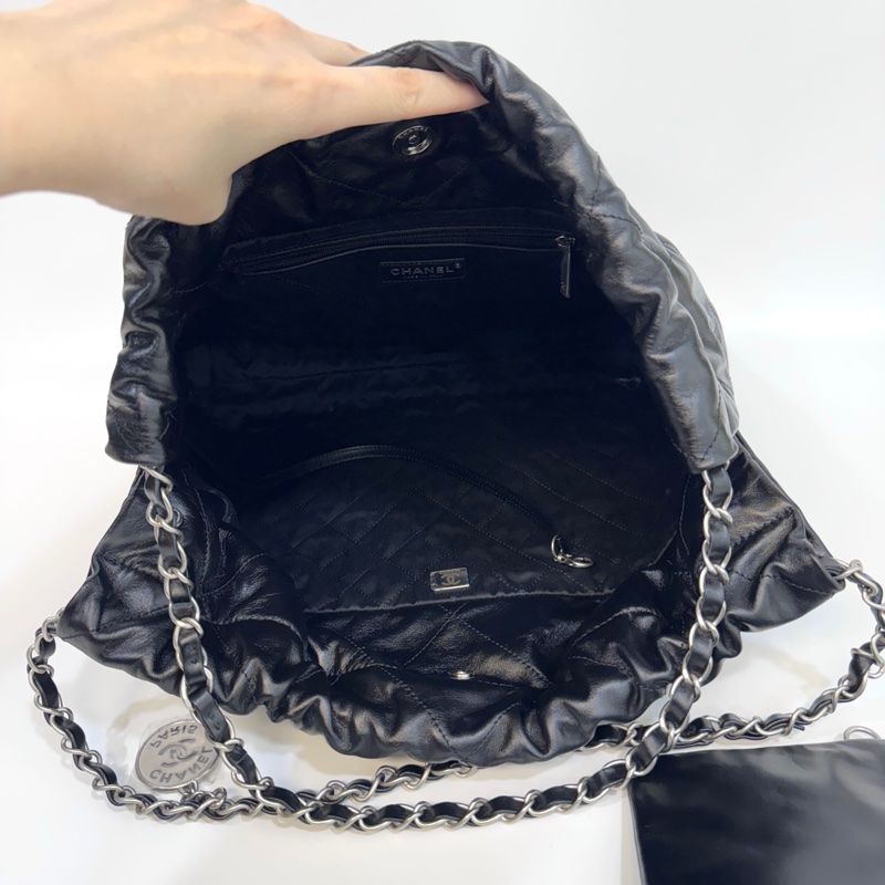 🕯️近全新香奈兒22包CHANEL黑銀中號油蠟牛皮22包/AS3261/垃圾袋-6