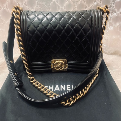 Chanel Boy25 柔油蠟牛皮 淡金扣