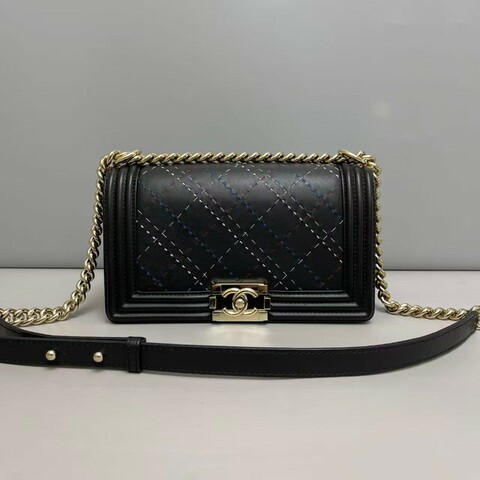 Chanel leboy中號黑金全皮外縫