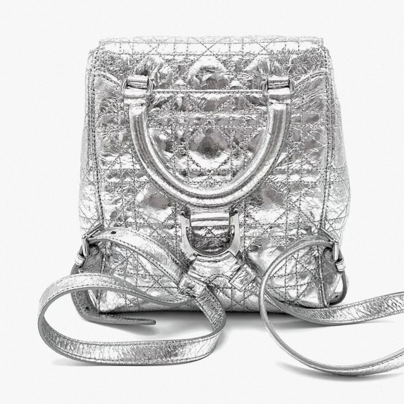 DIOR Stardust爆裂紋銀色小熊後背包18*22*7 98新配件塵袋-2