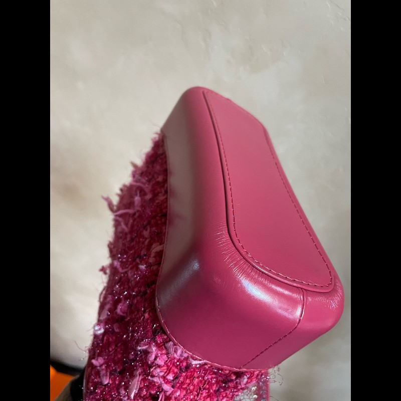 Chanel 紅色毛呢流浪包 小號-11