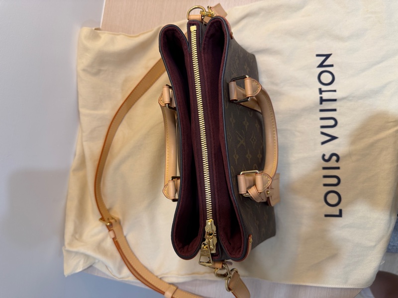 Louis Vuitton Soufflot BB Monogram 經典老花 / 附原廠肩帶、防塵袋、購買證明-4