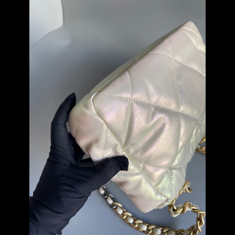 Chanel幻彩人魚姬珠光19bag-13