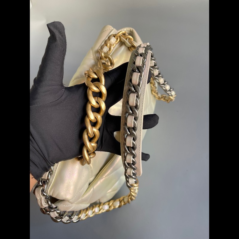 Chanel幻彩人魚姬珠光19bag-18