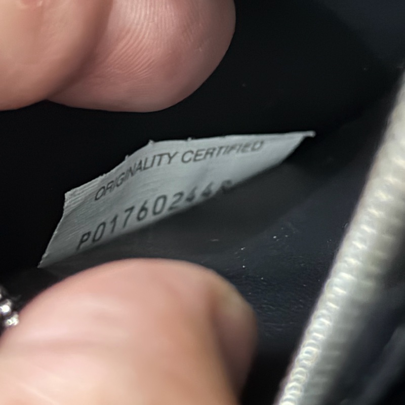 Bv新款大編織拉鍊長夾-7