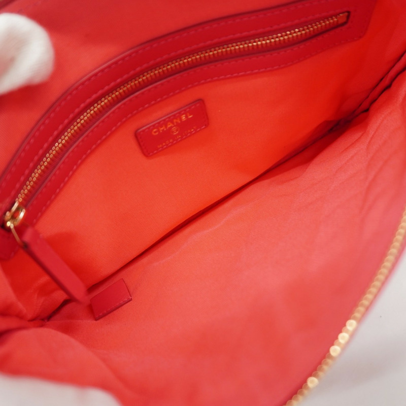 香奈兒女士粉紅香檳色羊皮絎縫手拿包，貨號：P1813150-3