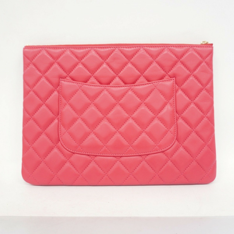 香奈兒女士粉紅香檳色羊皮絎縫手拿包，貨號：P1813150-5