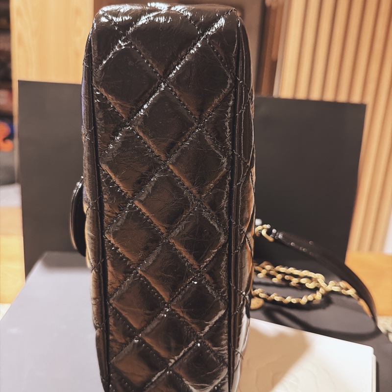 CHANEL 香奈兒 HOBO BAG 流浪包 金Logo 23cm-12