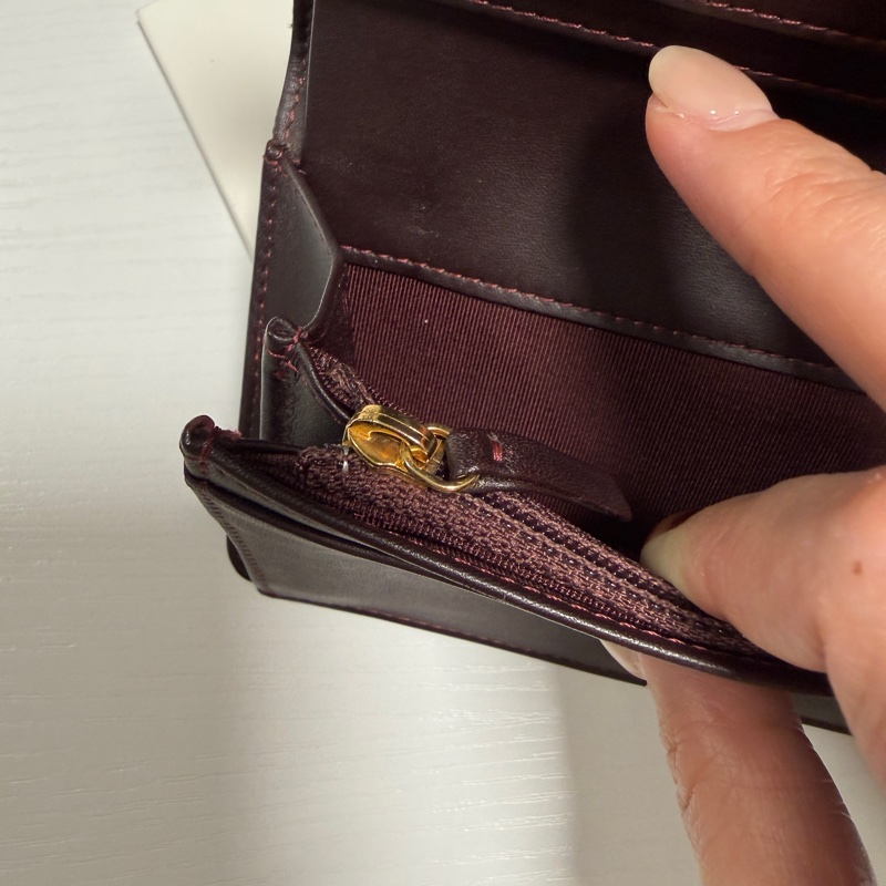 CHANEL 黑金荔枝對折長夾-13