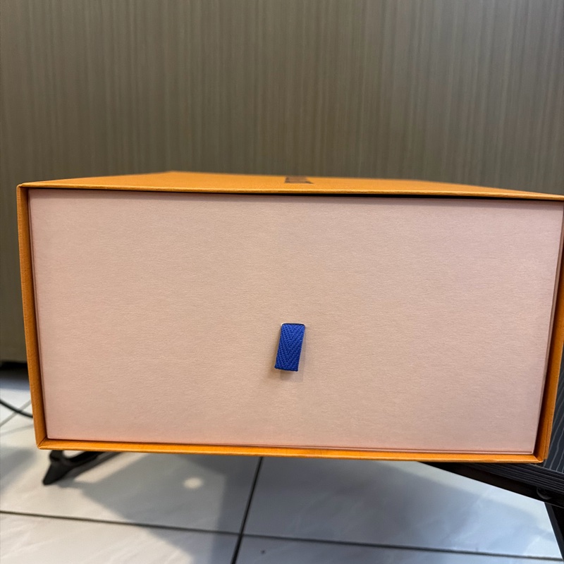 LOUIS VUITTON Trainer黑牛仔 黃金尺碼 8(27cm~27.5cm適合)-18