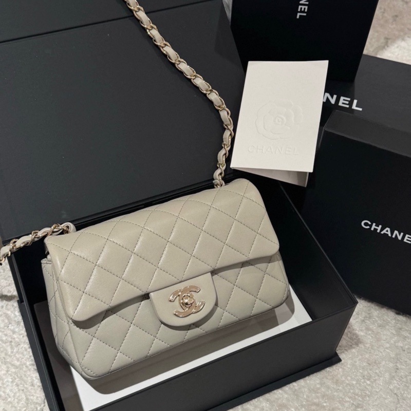 有購證🩷 Chanel/香奈兒22C淡灰色金鍊 classic flap bag mini-0