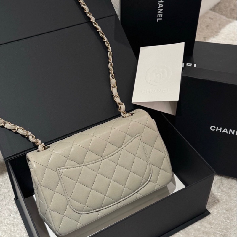 有購證🩷 Chanel/香奈兒22C淡灰色金鍊 classic flap bag mini-1