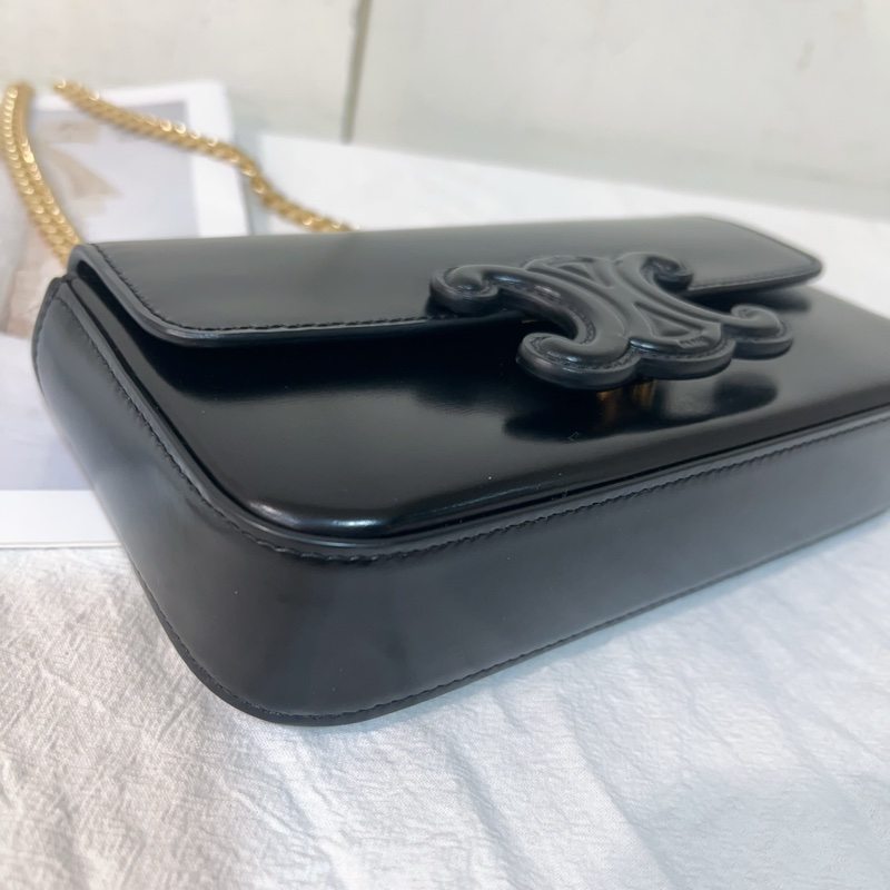 ෆ Celine 凱旋門腋下包🈶購證-7