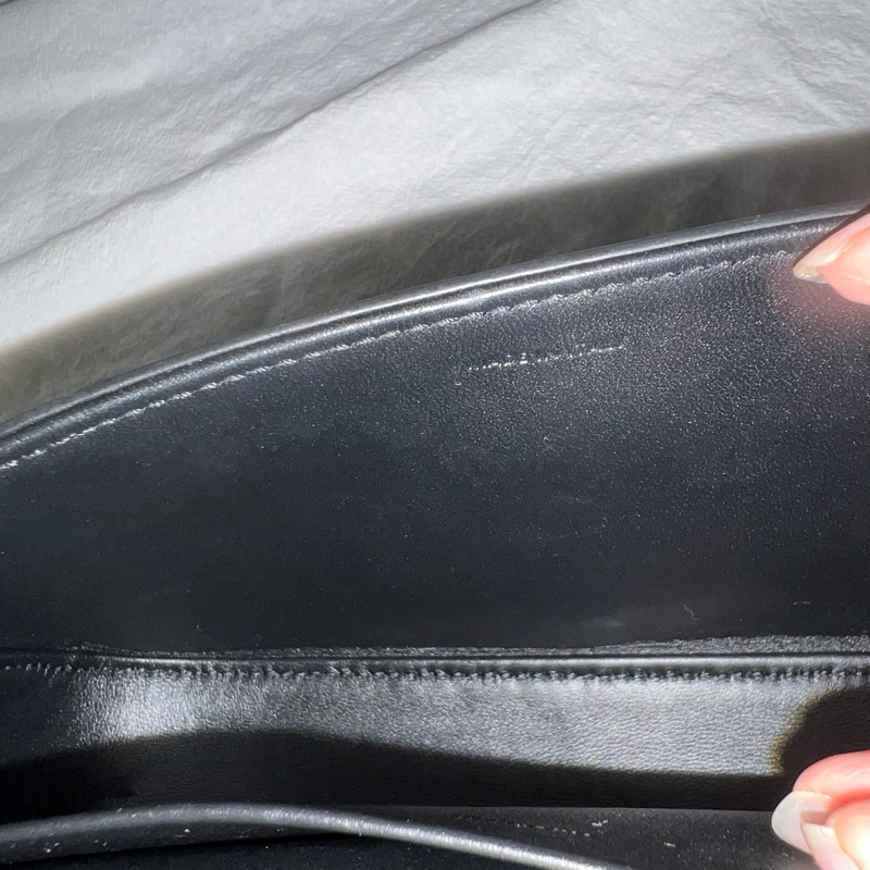 ෆ Celine 凱旋門腋下包🈶購證-19