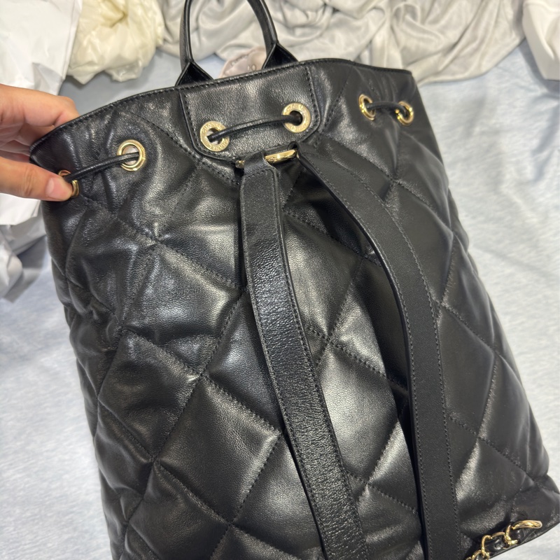 Chanel 羊皮束口後背包-2