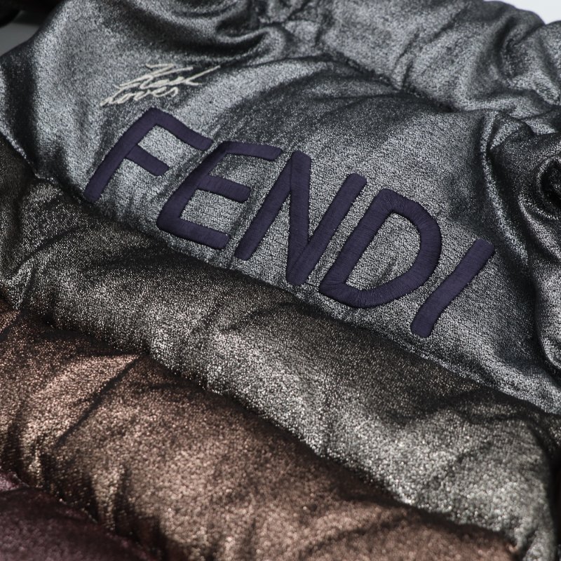 Fendi 芬迪 老佛爺 灰色 黑色 聚酯纖維 羽絨背心 外套-0