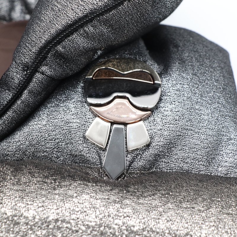 Fendi 芬迪 老佛爺 灰色 黑色 聚酯纖維 羽絨背心 外套-2