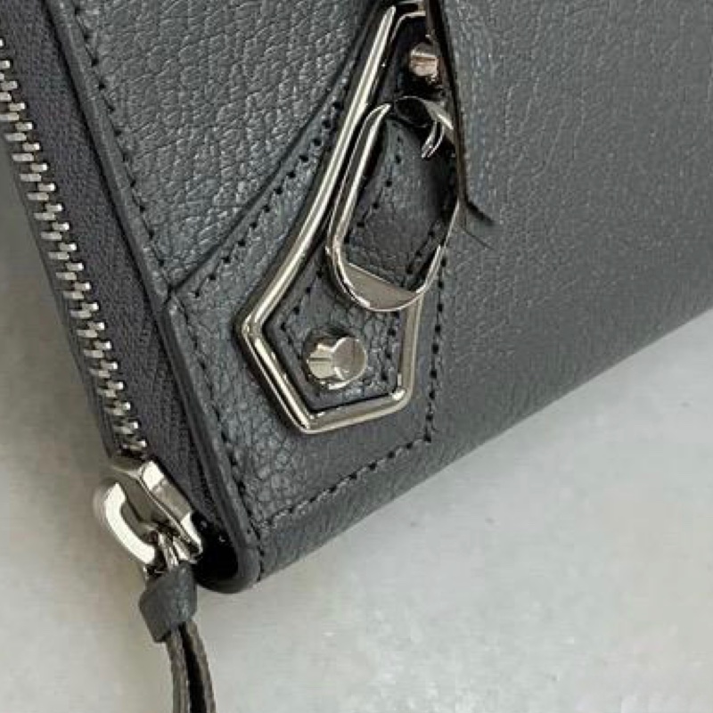 Balenciaga long wallet-4