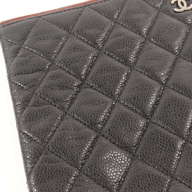 CHANEL 牛皮皮革Clutch金扣手拿包-12