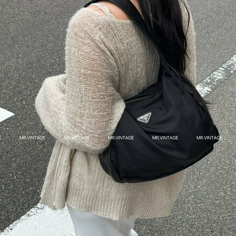 Prada hobo(背帶可調)