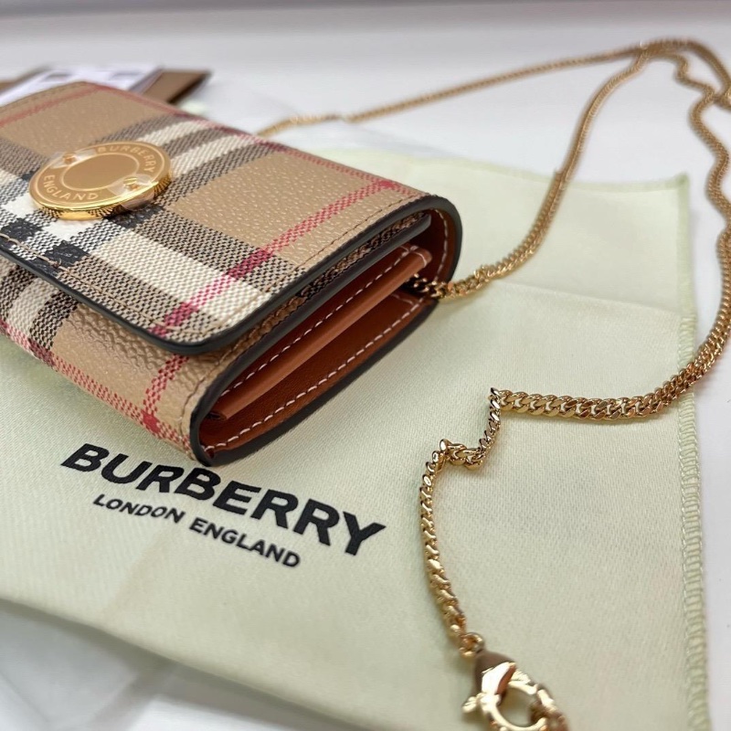 Burberry plaque wallet bag-3