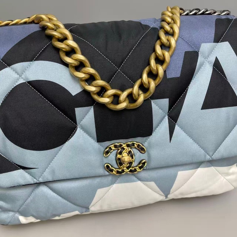 Chanel 19Bag大號maxi帆布塗鴉包-6