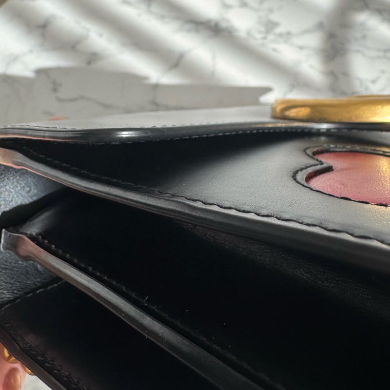 Gucci黑色皮革紅愛心鏈包 限定款✨✨-20