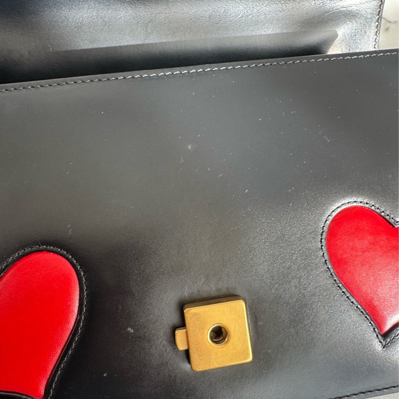 Gucci黑色皮革紅愛心鏈包 限定款✨✨-35