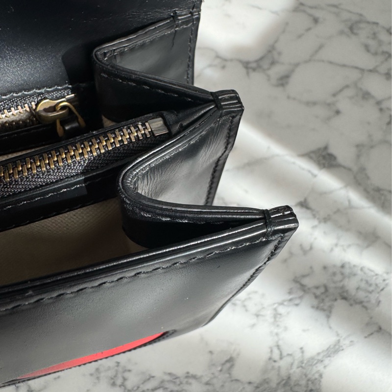 Gucci黑色皮革紅愛心鏈包 限定款✨✨-38