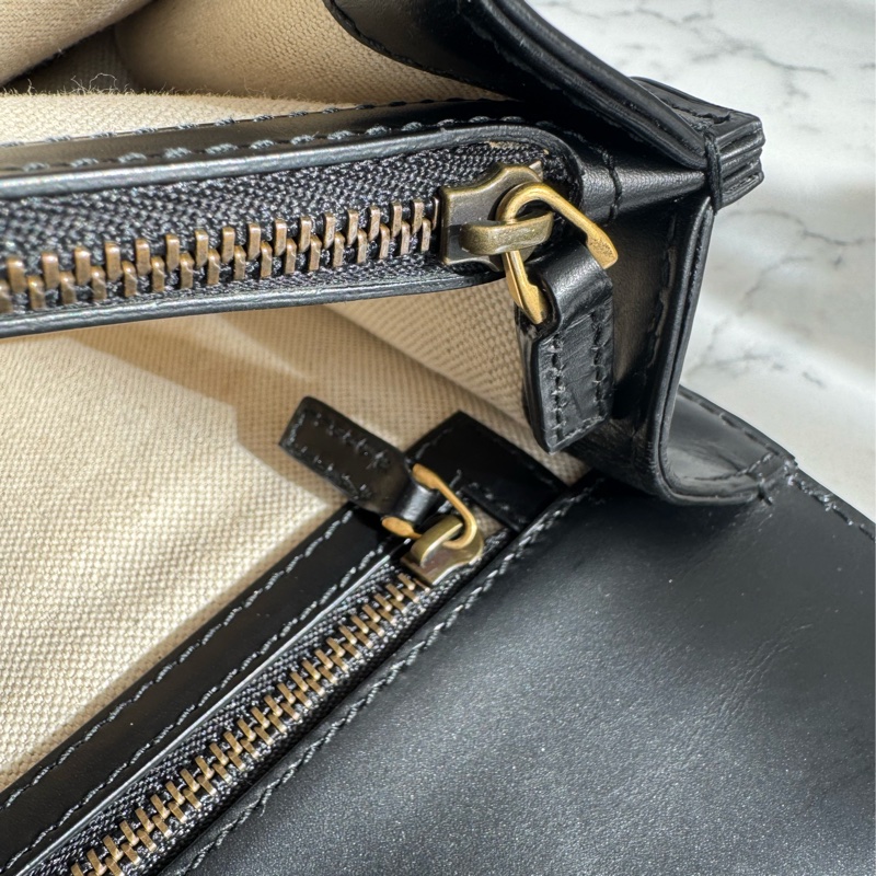 Gucci黑色皮革紅愛心鏈包 限定款✨✨-50