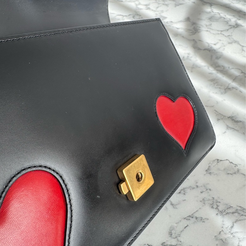 Gucci黑色皮革紅愛心鏈包 限定款✨✨-52