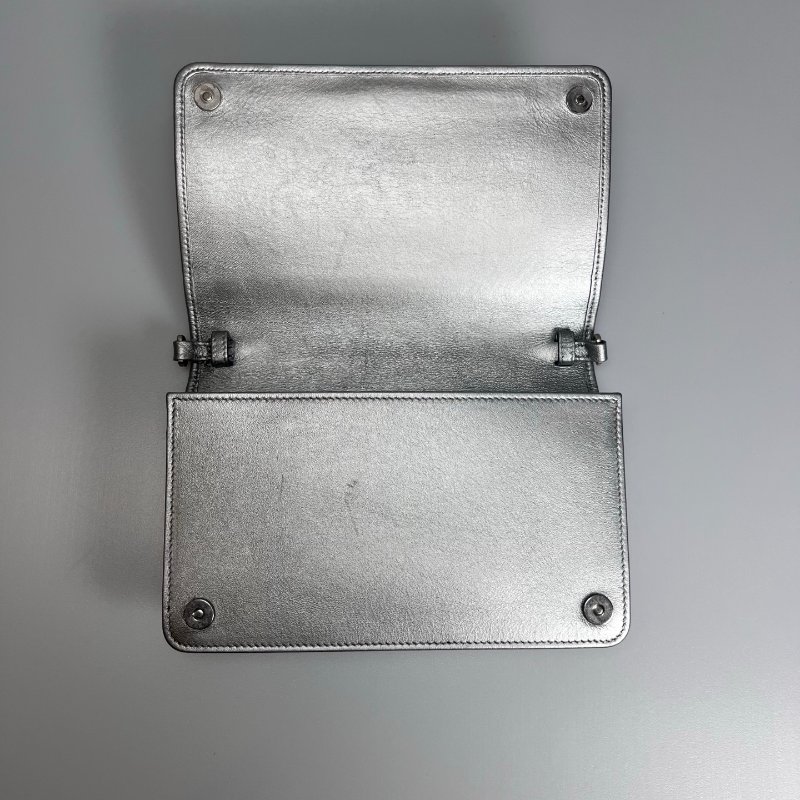 MIUMIU 銀色納帕-5