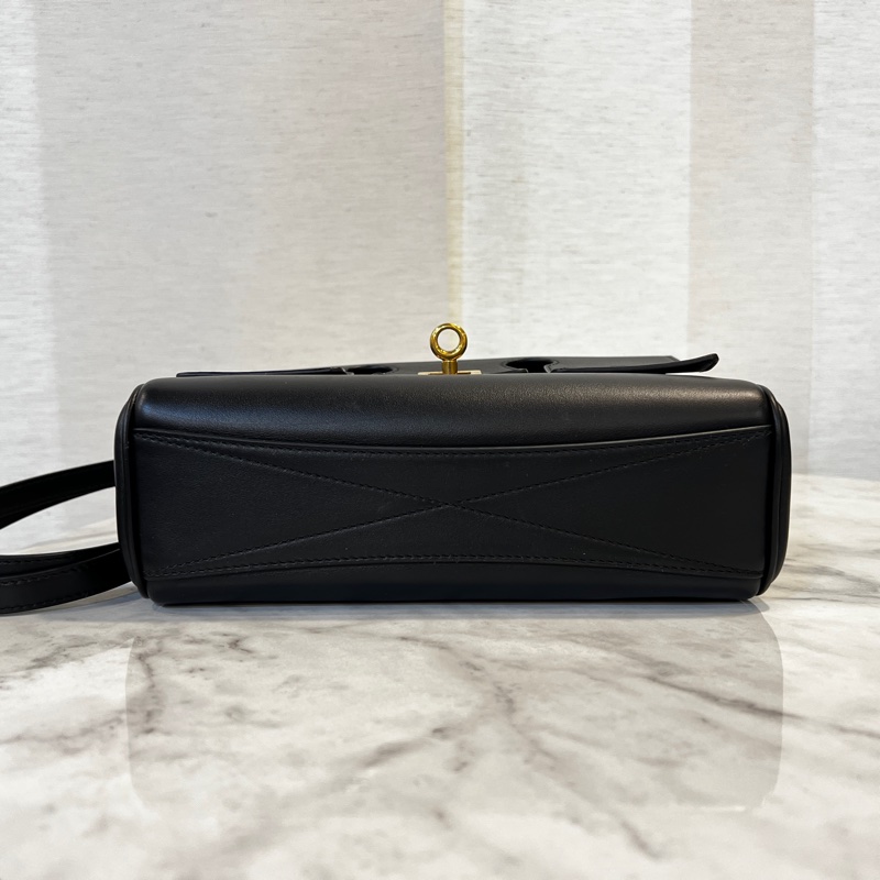 Balenciaga 黑牛皮霧金釦Bel Air XS 下蓋肩斜背包-2