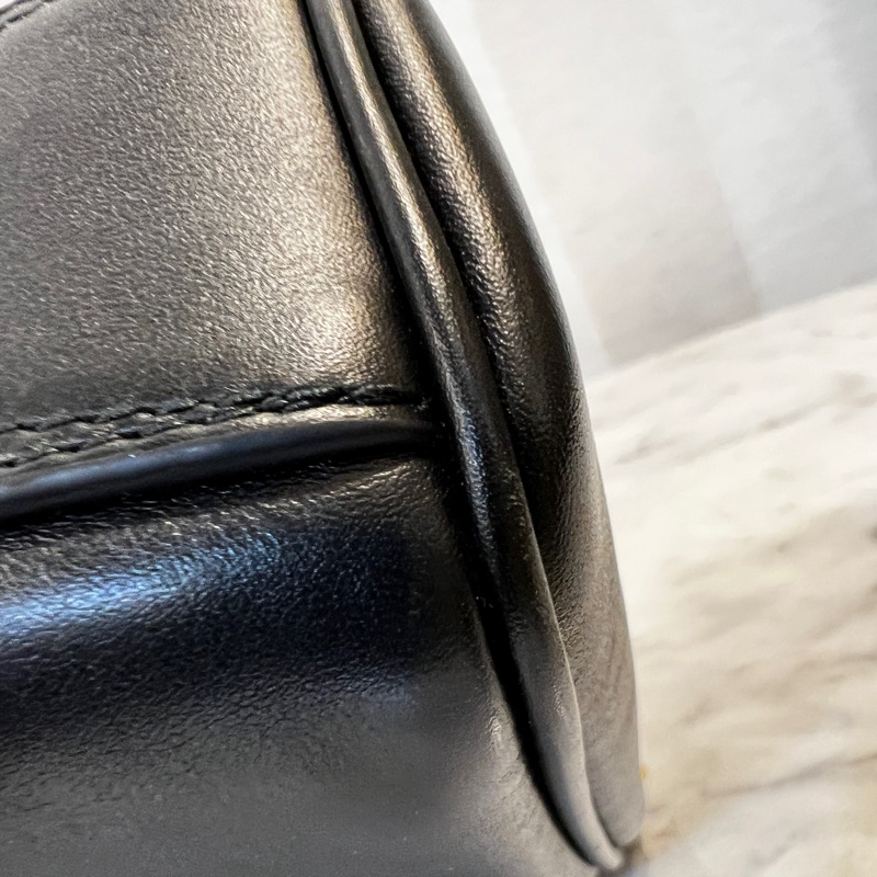 Balenciaga 黑牛皮霧金釦Bel Air XS 下蓋肩斜背包-8