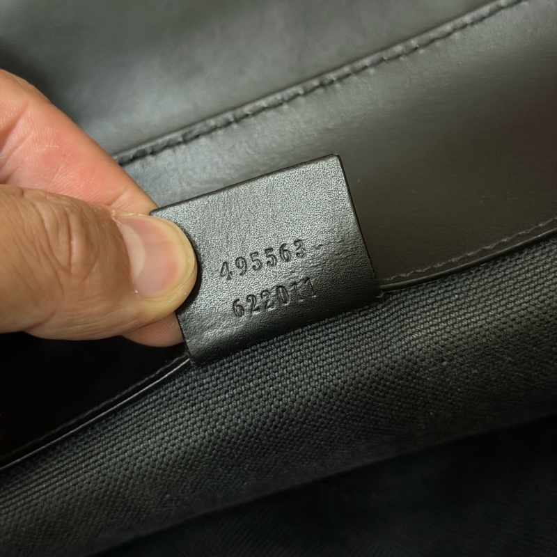 Gucci黑牛皮LOGO後背包(495563)-13