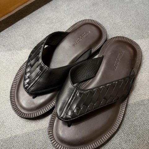 Bv編織夾腳拖鞋 （41碼）