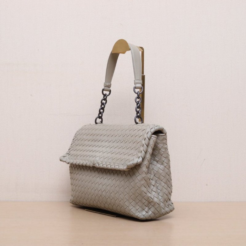 BOTTEGA VENETA 灰色羊皮鎢鋼扣編織翻蓋單肩腋下包肩背包-4