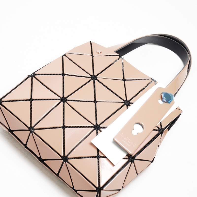 三宅一生 Carat 3x3手提包 奶茶米棕色-5