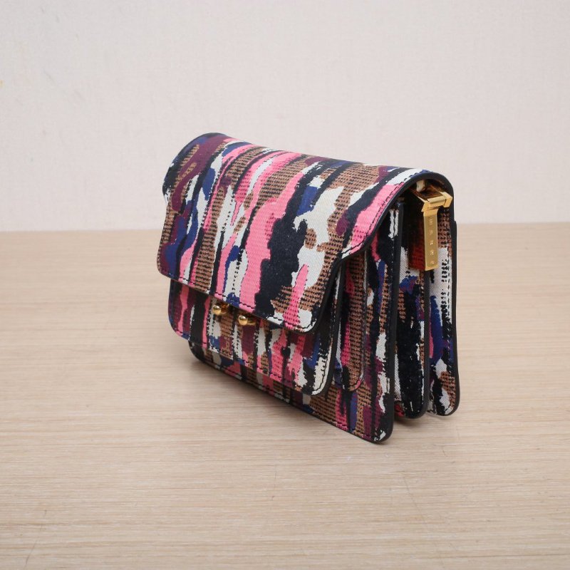 MARNI Trunk風琴包MINI18拼色牛皮金扣肩背包-4