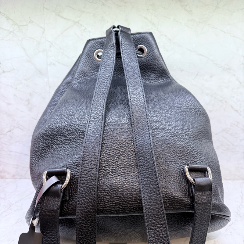 GUCCl黑色牛皮水桶背包-3