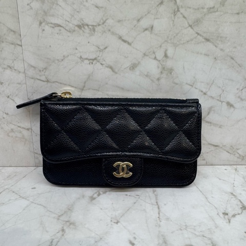 CHANEL黑色淡金翻蓋拉鍊卡包/晶片