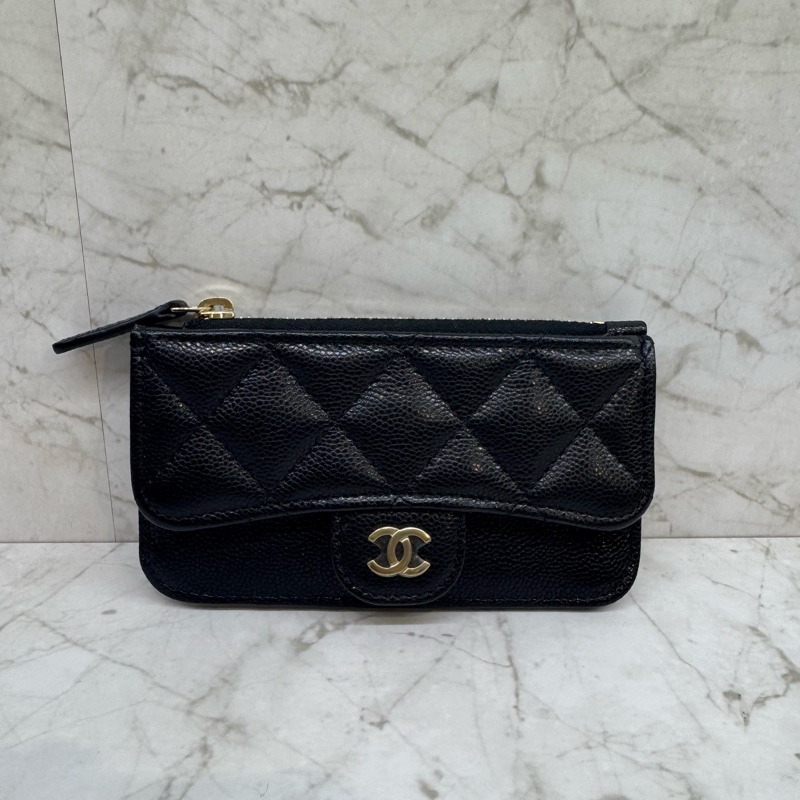 CHANEL黑色淡金翻蓋拉鍊卡包/晶片-0