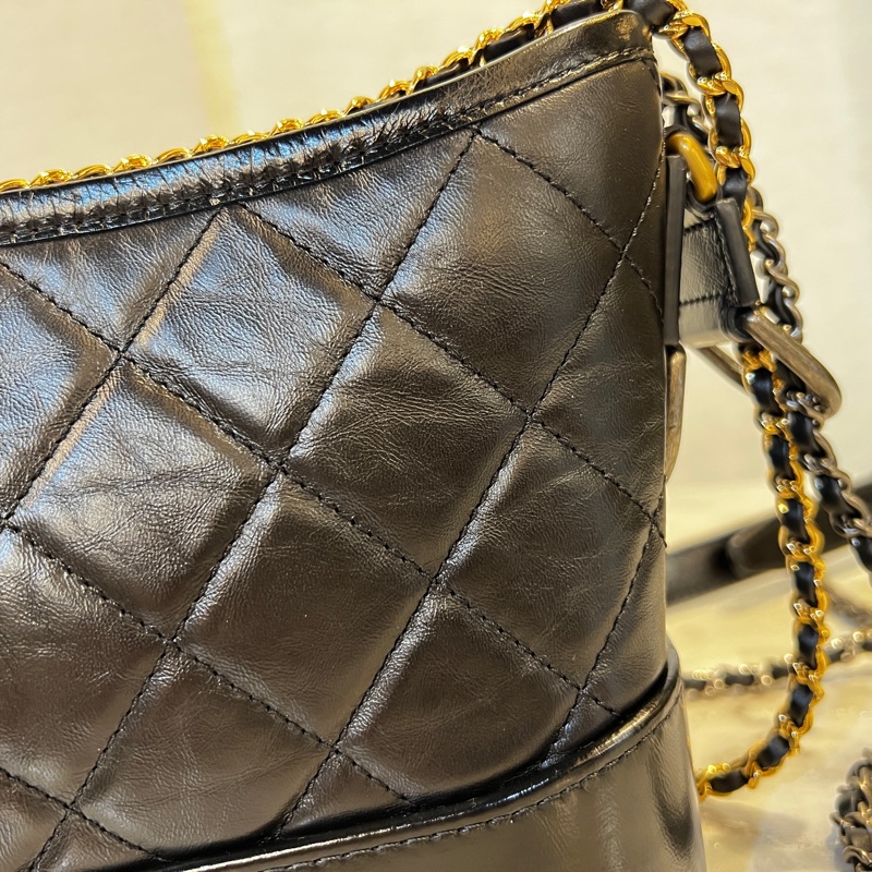 Chanel 黑牛皮菱格霧金釦四色鏈小號肩斜背包-15