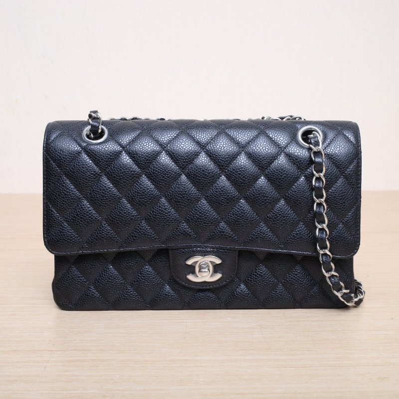 CHANEL CF口蓋包中號25.5黑色荔枝牛皮27開銀扣肩背包-1