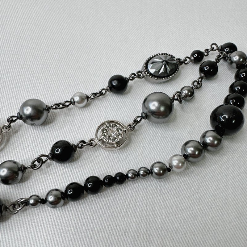 CHANEL 黑銀珠飾手鍊-2