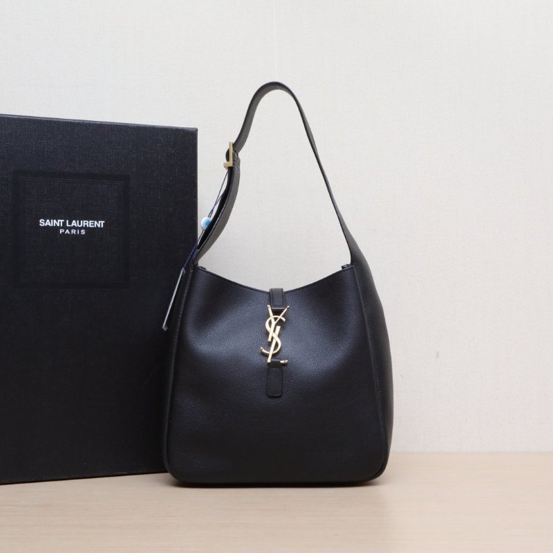 SAINT LAURENT LE5À7HOBO小號黑色牛皮金扣肩背包-0