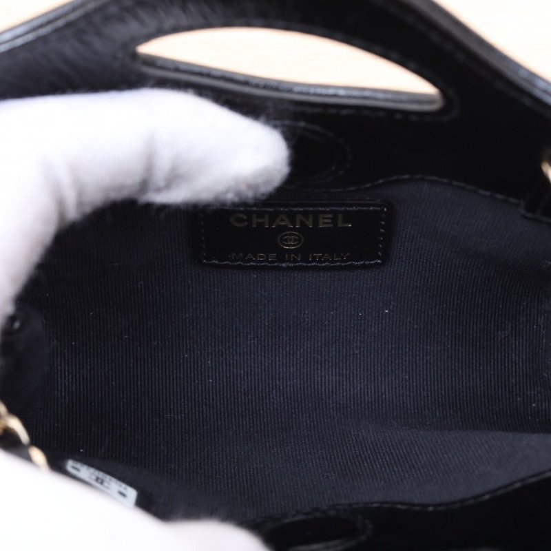 CHANEL 24S31Bag超Mini13黑色羊皮鐳射標金扣菱格紋肩背包-4