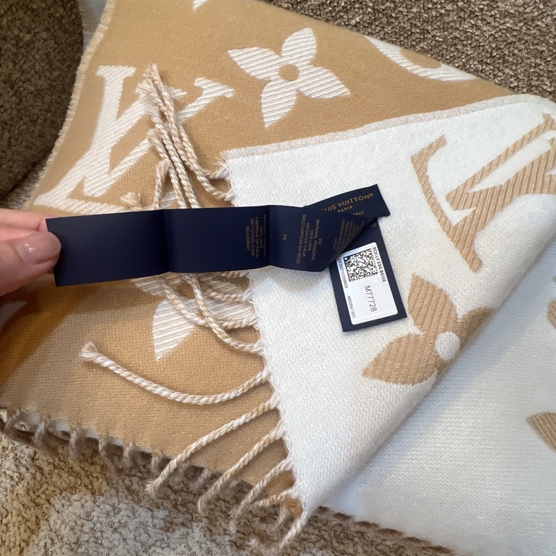 LOUIS VIITTON圍巾M77728-9